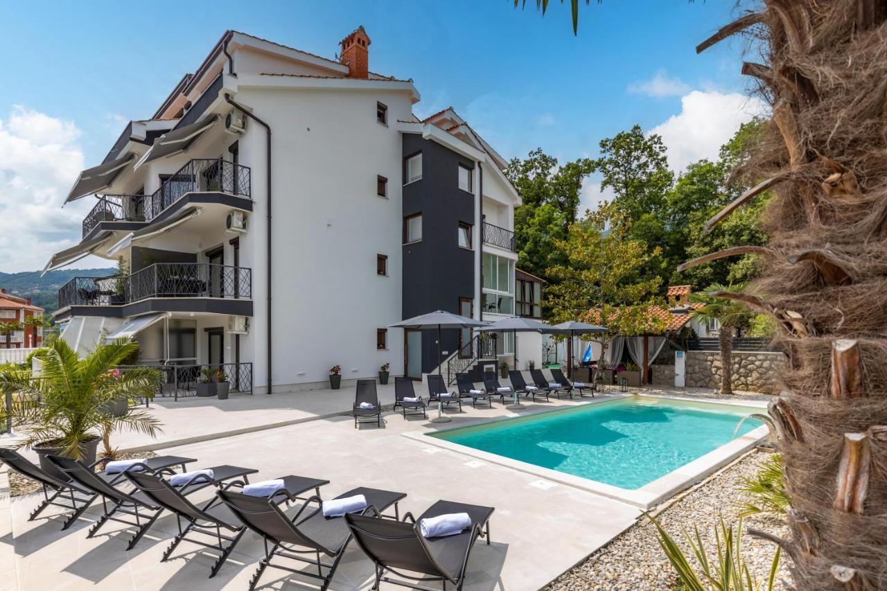 Villa Adriatic, Apartment Chiara With Sea View And Heated Swimming Pool, Free Private Parking, Ičići Eksteriør bilde